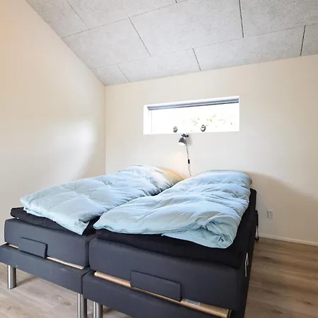 Lovely In With Wifi 別荘