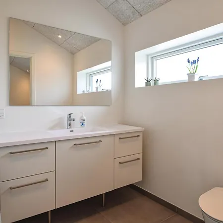 Lovely In With Wifi 別荘 ヒュールスミンネ