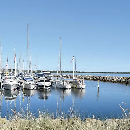 別荘 Lovely In With Wifi ヒュールスミンネ